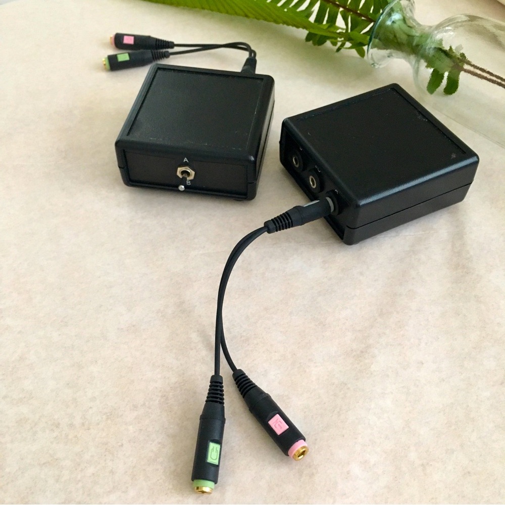 LP Bundle A/B Audio Switch Box + Headset Splitter Cable Headphone/Microphone